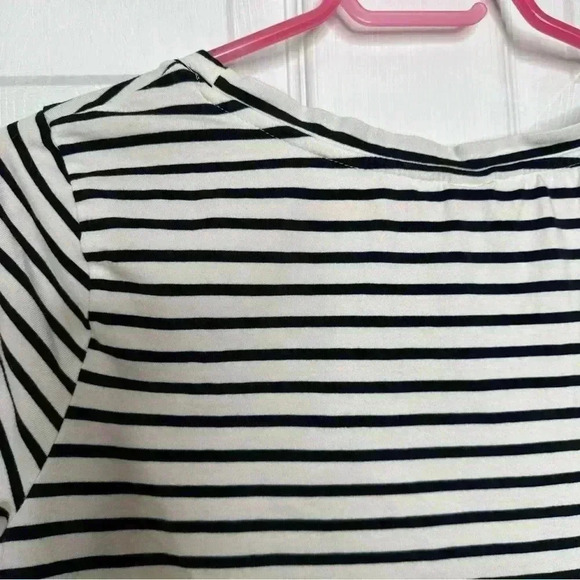 H&M  Mama Maternity Shirt Striped White & Black Size Medium - Picture 9 of 16